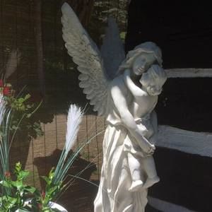 Meet your Posher, Edyth